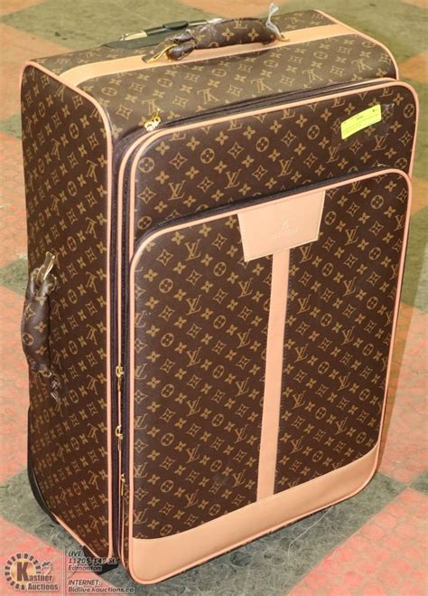 louis vuitton trunk luggage replica
